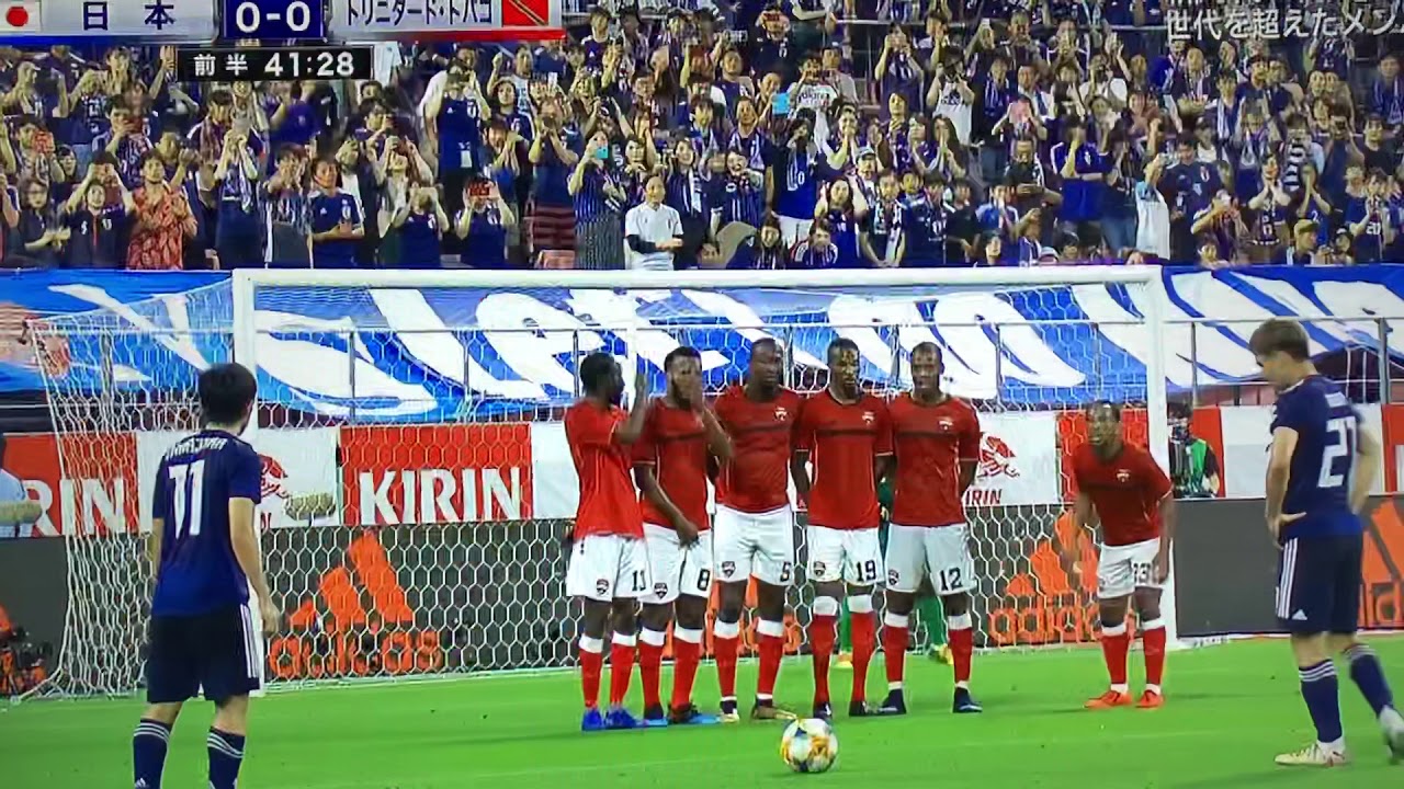 【サッカー】トリニダード・トバゴのGKが半々ない