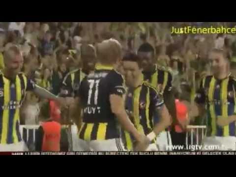 Gökhan Gönül ve Dirk Kuyt İlginç Gol Sevinci