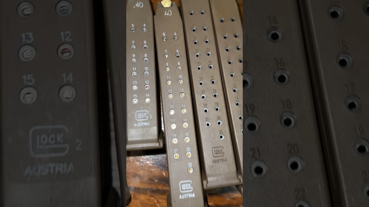 Glock fde 40. 22rd & 16rd magazines!  ​⁠