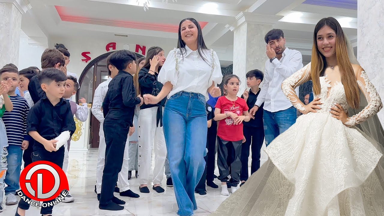 Gündəmdə olan Həmən O Qiz öz TOYUNDA Necede gözəl Oynadi 😍 BAXIN