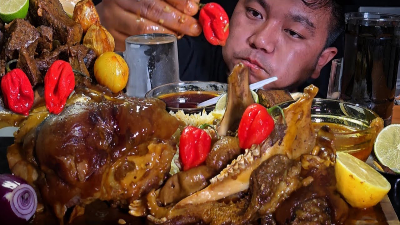 Goat Head & King Chillies🌶 with extra gravy MUKBANG😋