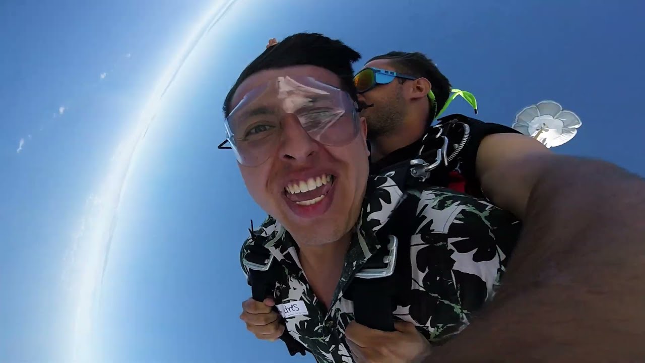 GoJump Hawaii. Skydiving in Paradise.