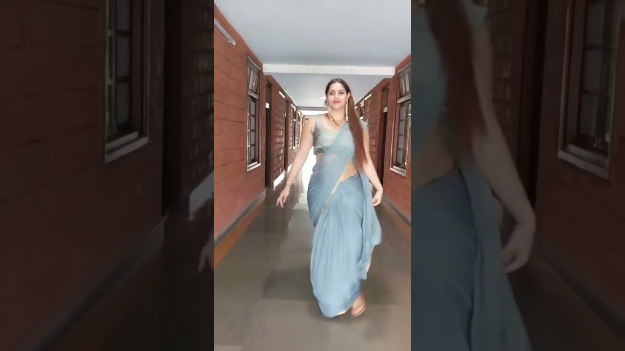 Gorgeous & Trending Saree Back Poses | Saree Fashion | #SareeSundari🔥 | Bong Beauties #saree