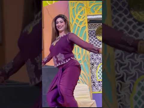 Gori Hik Te Rakh Ky Barfan.    Aqsa Malik.  Mahnoor Multani Stage Dance Multan Rex Thether