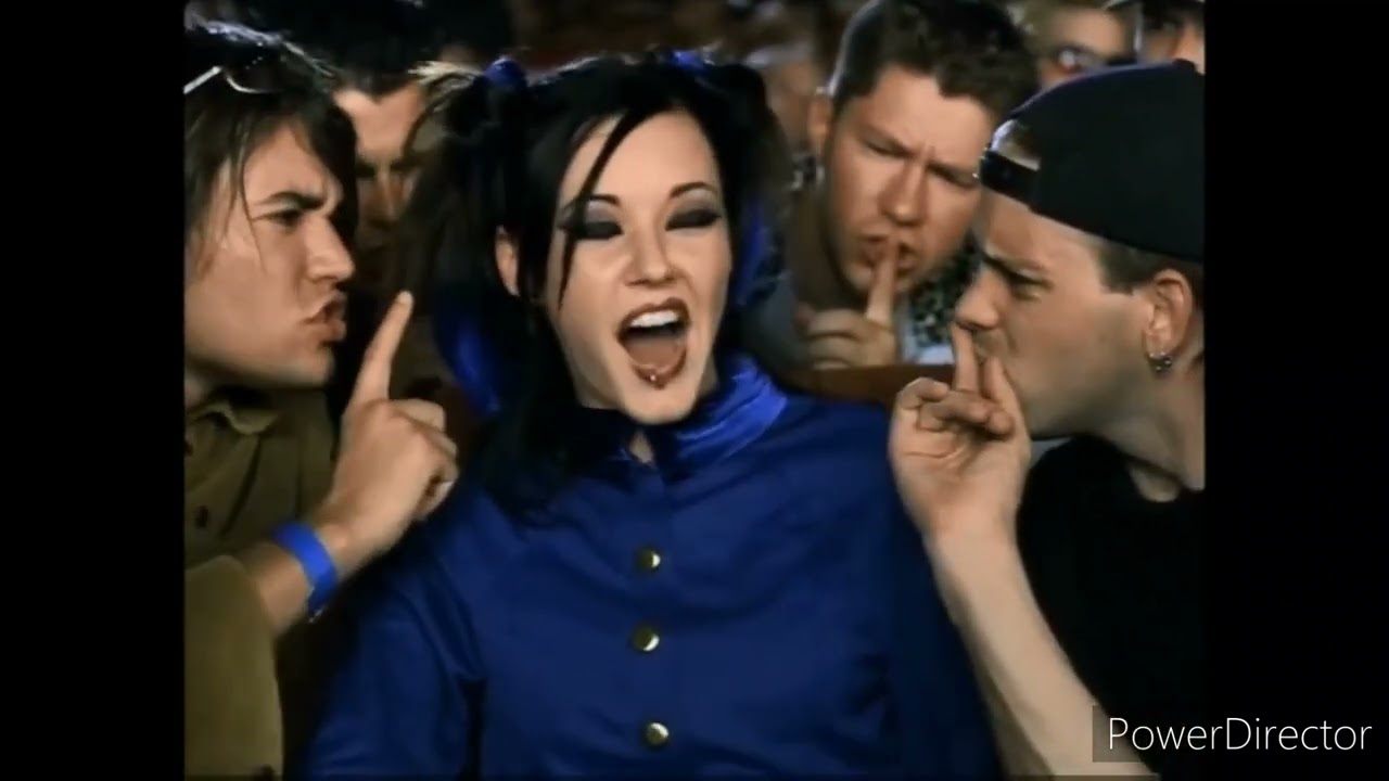 Goth Girl Violet Beauregarde Gets Thrown Out Of The Theater (with sound effects) (ASMR)