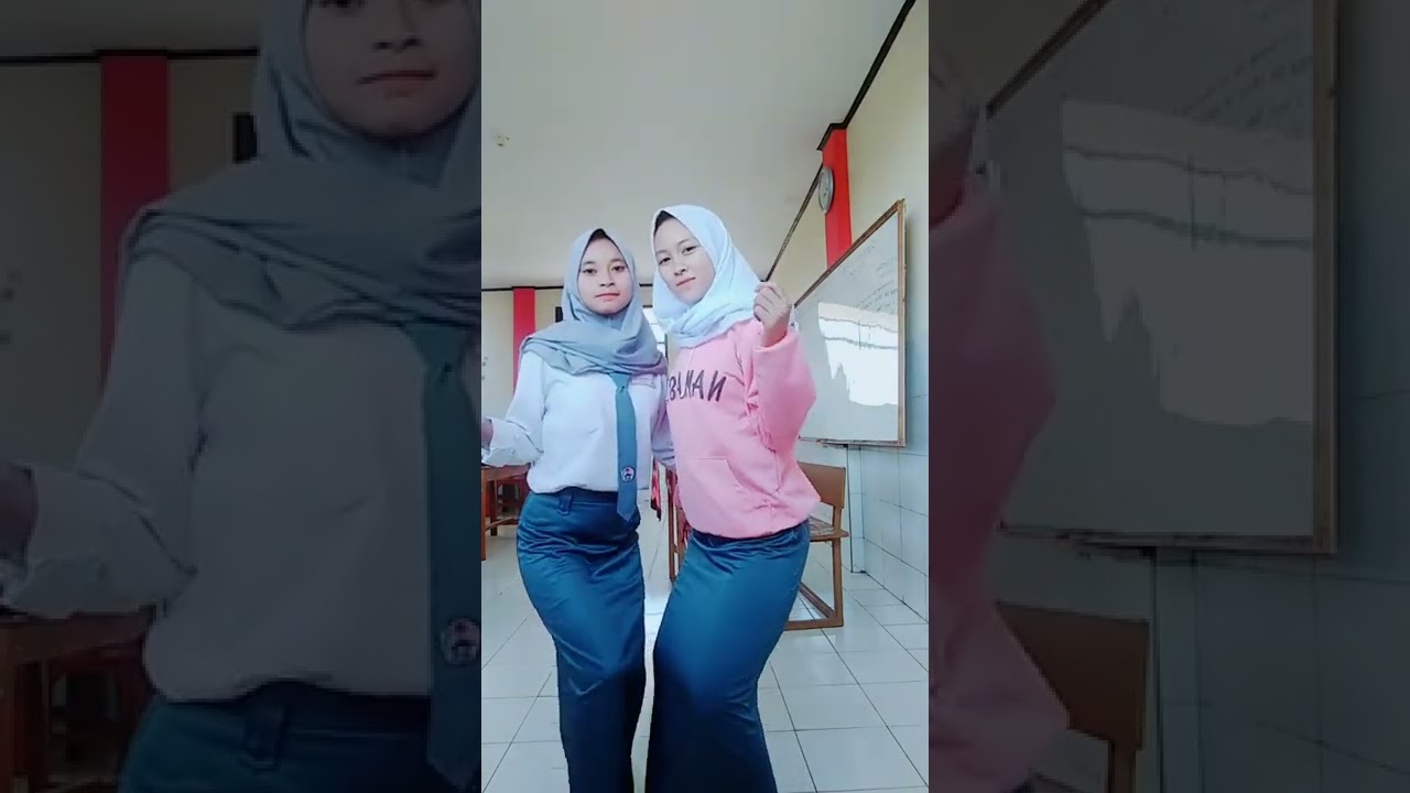 goyang rok licin sekolah