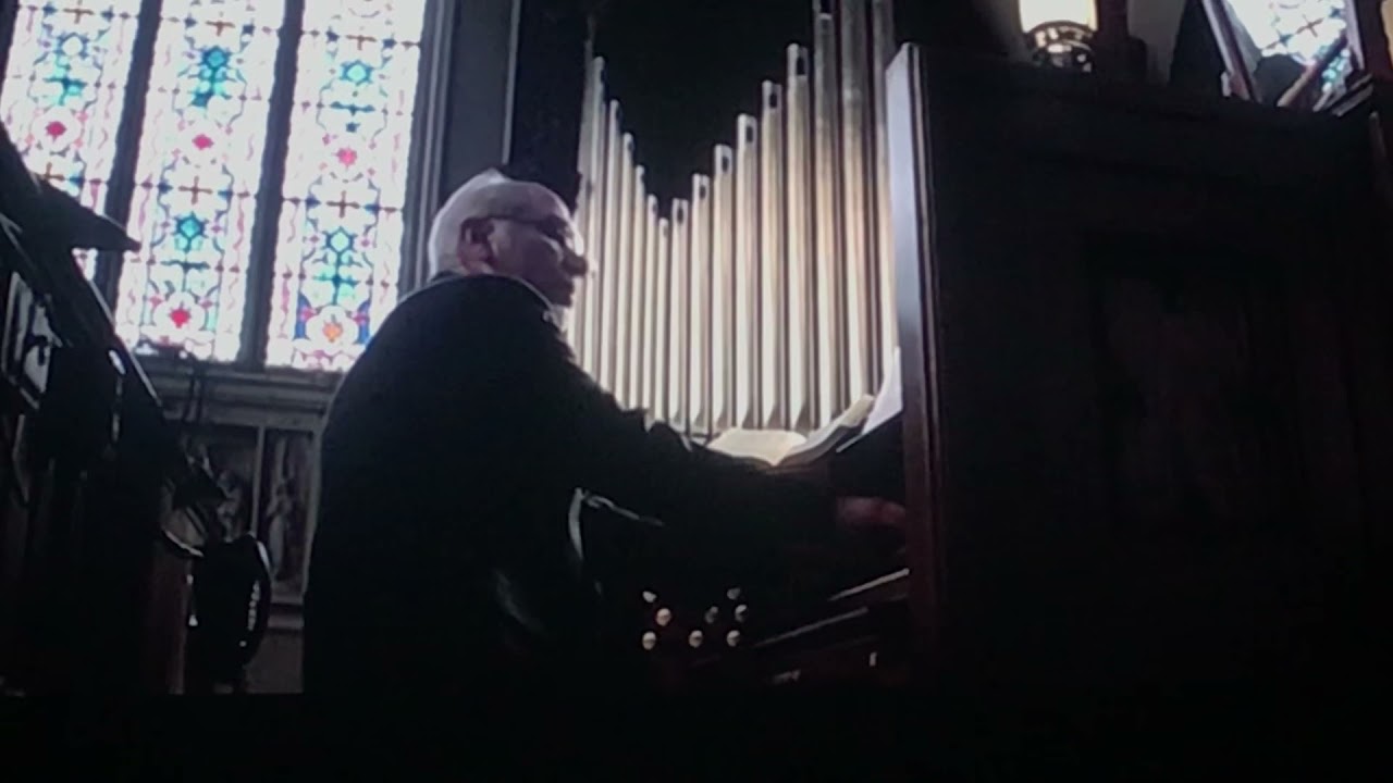 Gran Torino 10 Shake Intro