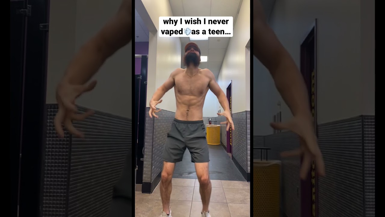 ⚠️graphic⚠️ side effect of vaping… #quitwhileyoucan