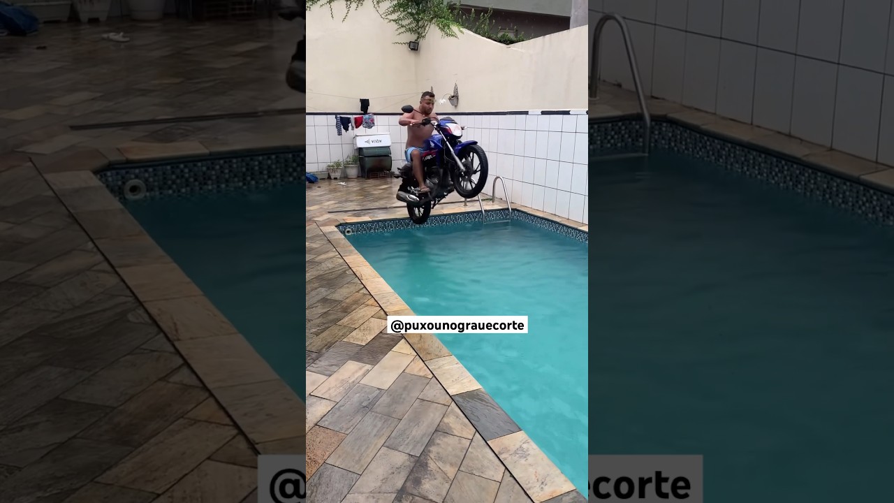 Grau na piscina 🤔? Jogaria a sua moto assim ? #grau #motovlog #shortes #xracing