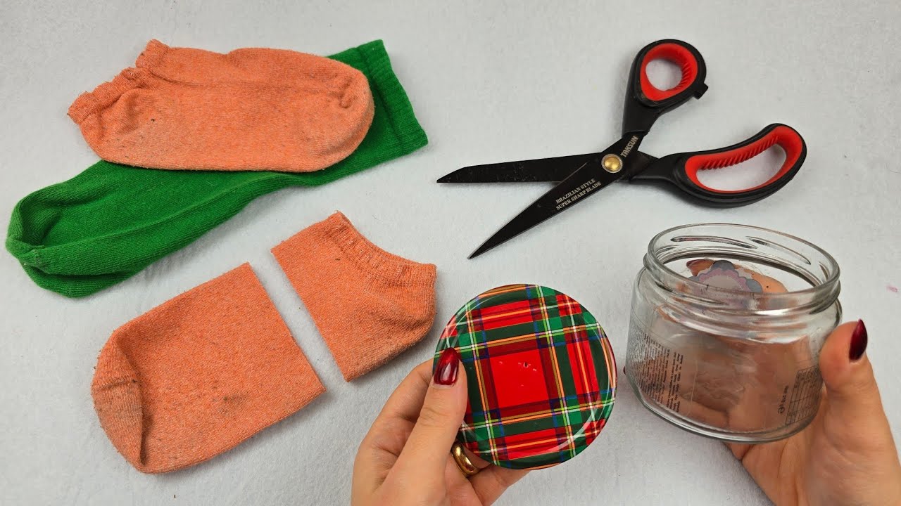 Great Easy Recycling Idea With Socks and Jars