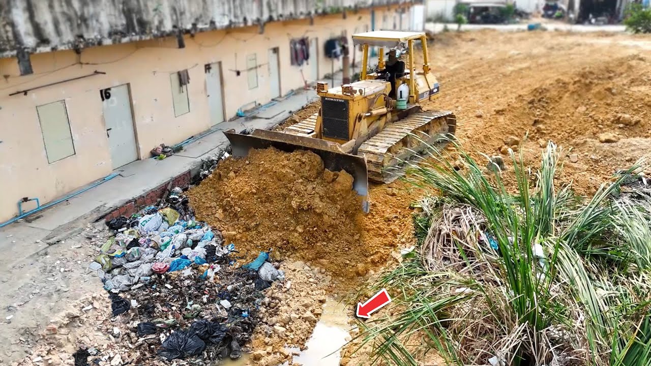 Great JOB, Power Skills D53P Bulldozer Push Clear Delete Grass & Garbage, Dump Truck 5ton Unloading