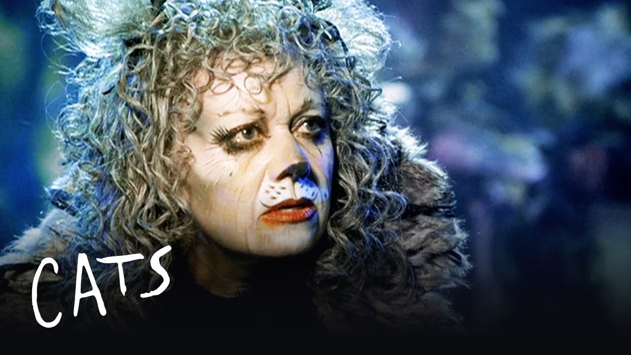 Grizabella the Glamour Cat | Cats the Musical