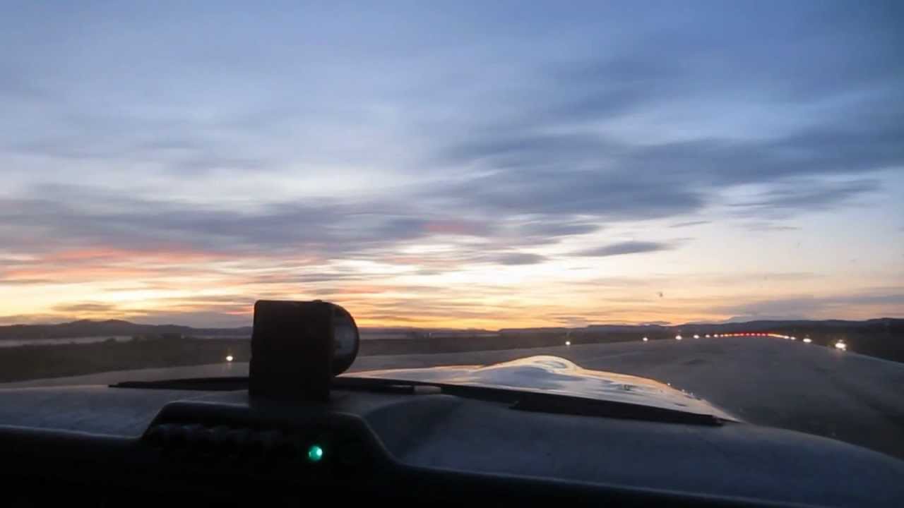 Grob 115 Sunset Landing at Dundee 【1080p】
