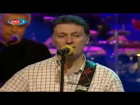 Grup Gundogarken RUZGAR ve Ezginin Gunlugu DUSLER SOKAGI