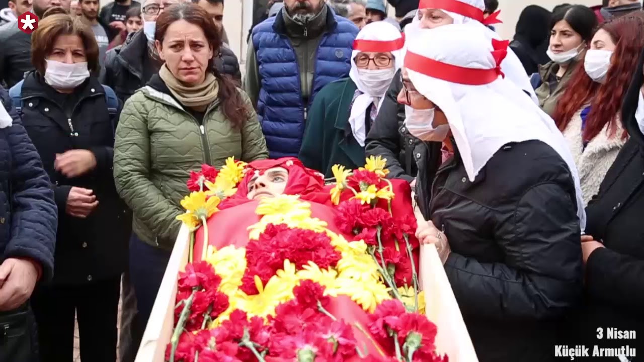 Grup Yorum üyesi Helin Bölek yaşamını yitirdi: İstanbul, Helin’i böyle uğurladı...