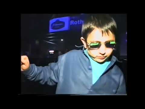 Gypsy kid dancing at club cant be bothered 1997 [AI 4k 50fps]