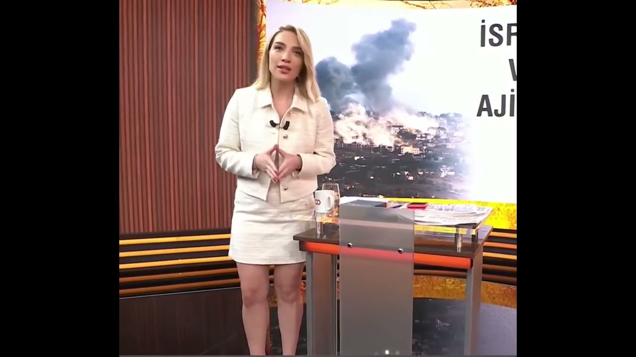 Güzel sunucu Cansu Canan Özgen minili KOLAJ
