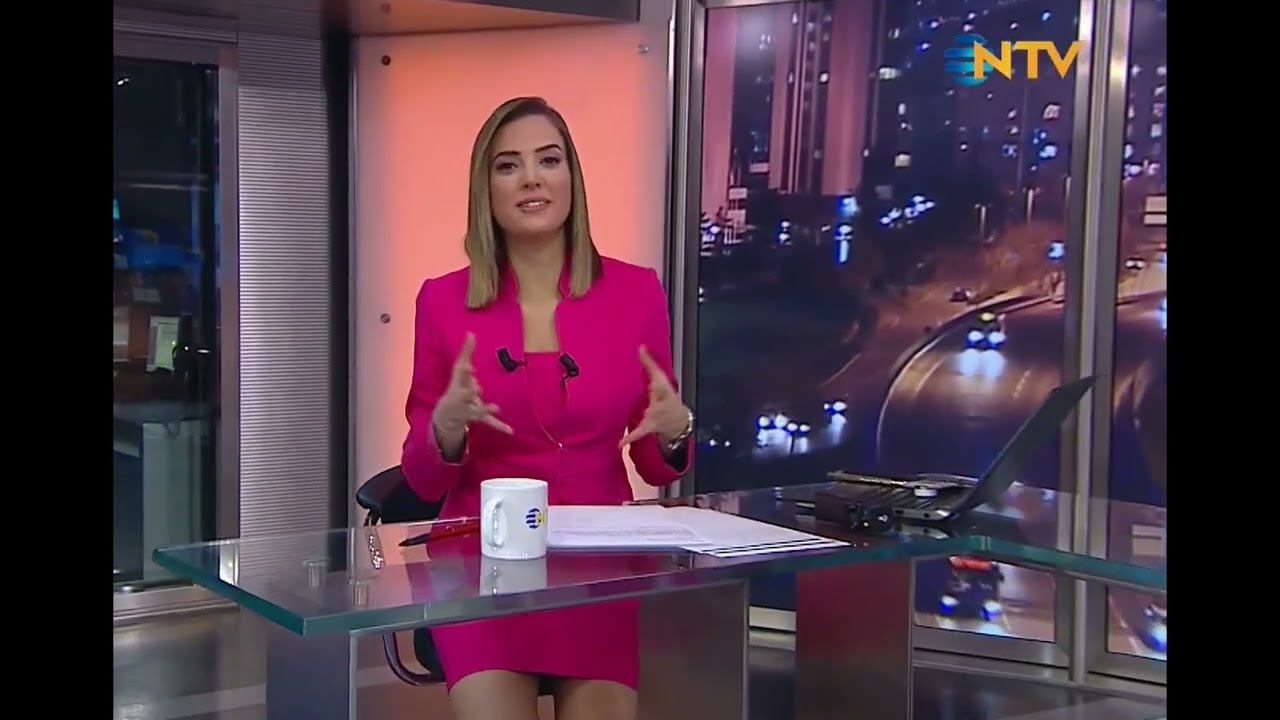 Güzel sunucu Simge Fıstıkoğlu nostalji kesit