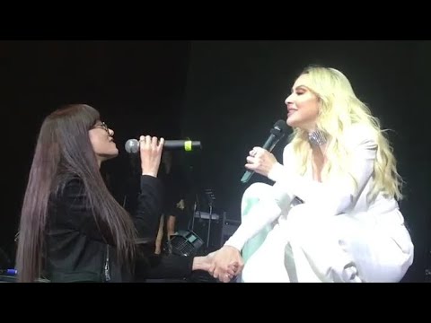 Hadise Azərbaycandakı konseri fanı ile super ifa (Emine) kucuk bir yol #trend #küçükbiryol baki