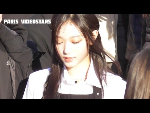 Haerin 해린 NewJeans @ Paris Fashion Week 19 january 2024 show Dior