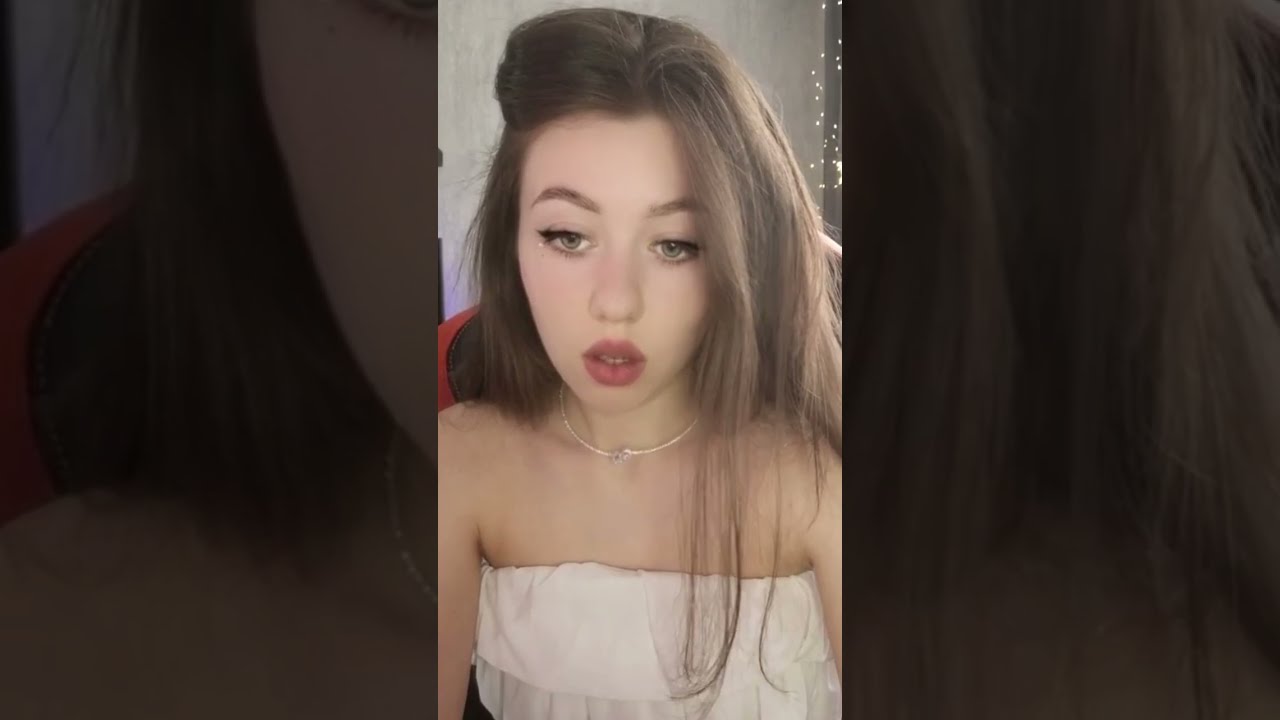 Hailey hot babes live 🔥 🥰 346 #periscope #live #stream #broadcast #vlog
