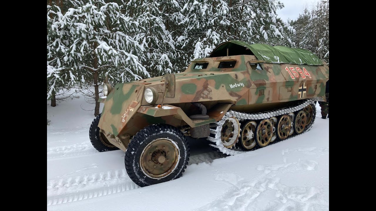 Halbkette Sd.Kfz.251 (Nachbau Tatra OT 810), Sonder-Kfz