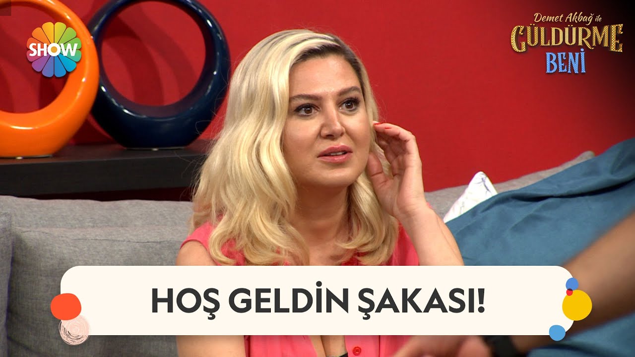Hande Katipoğlu'na hoş geldin şakası! | Demet Akbağ ile Güldürme Beni 4. Bölüm