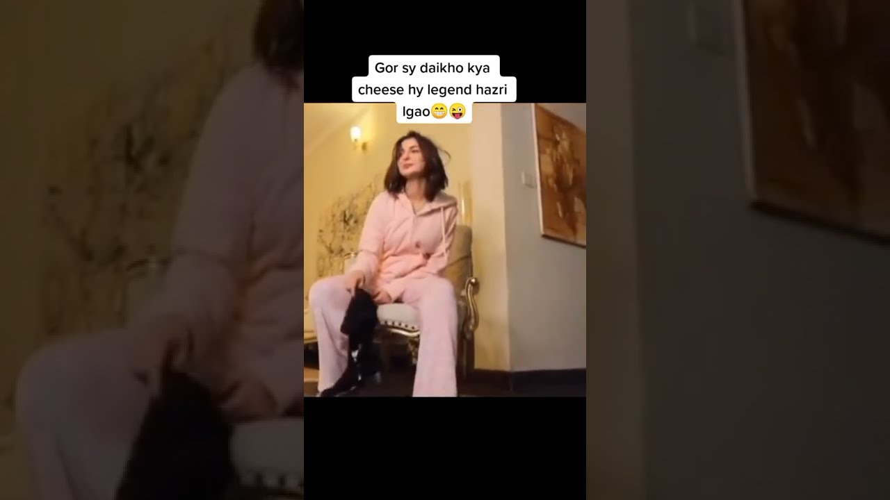 Hania Aamir Flying Bra in the air😱