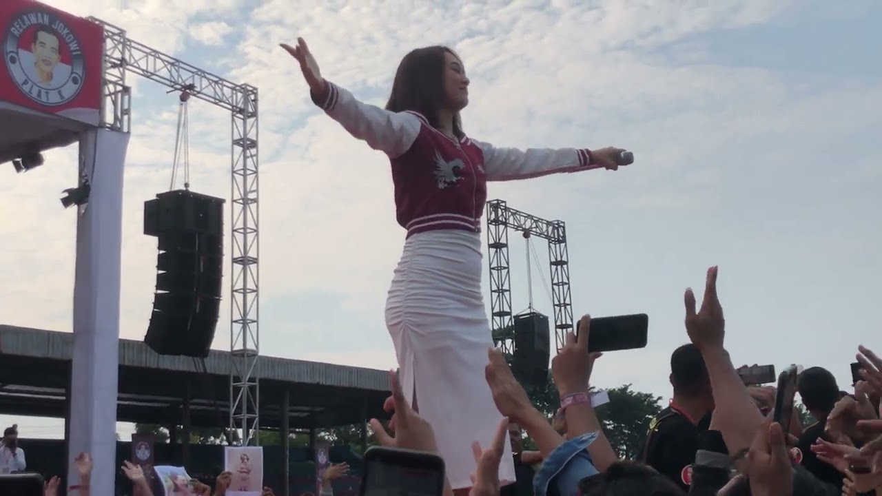 HAPPY ASMARA  live in Jepara || dalam rangka silaturahmi akbar relawan JOKOWI plat K #19juni2022