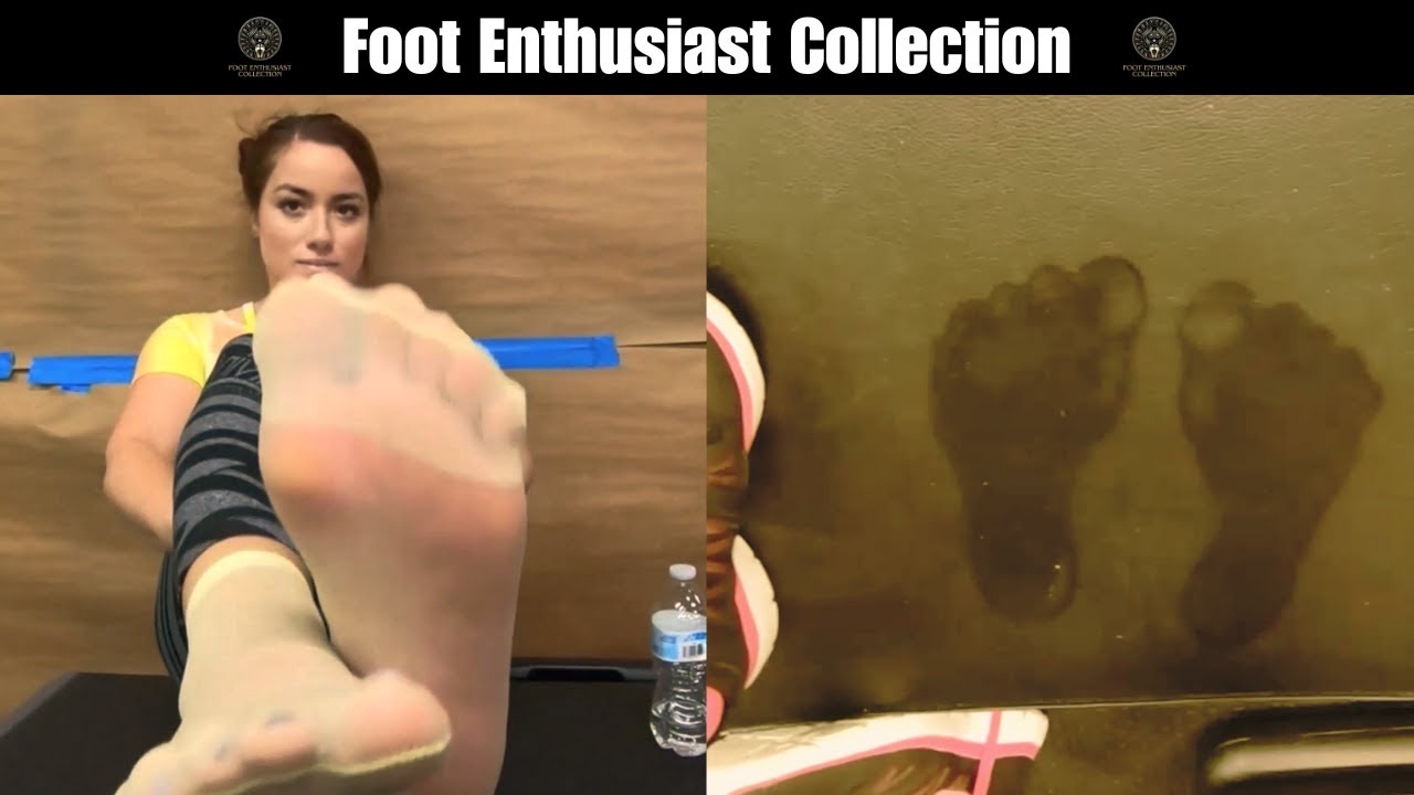 Hard workout at the gym wearing nylons (sweaty footprints and sniffing feet)