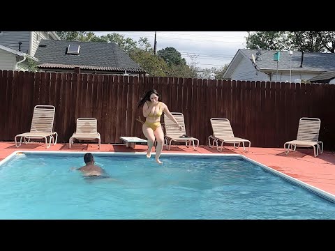 Hariel Ferrari | VLOG: DIA NA PISCINA E ARRUMANDO O FAROL DO MEU CARRO!