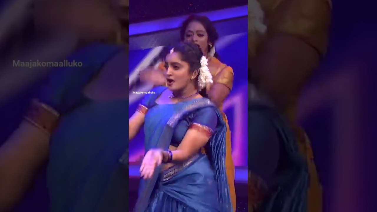 Harika Sadu Hot Navel Show 💙 #serial #actress #shorts #ilayaraja #ilayarajasongs #thalapathy #india