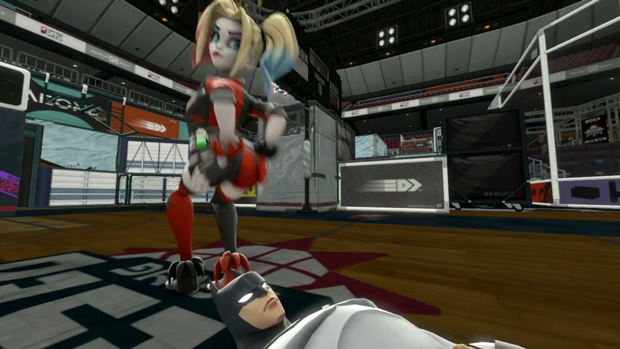 Harley Quinn farts on batman #fart  #harley #batman #funnymoments #funnyshorts #but