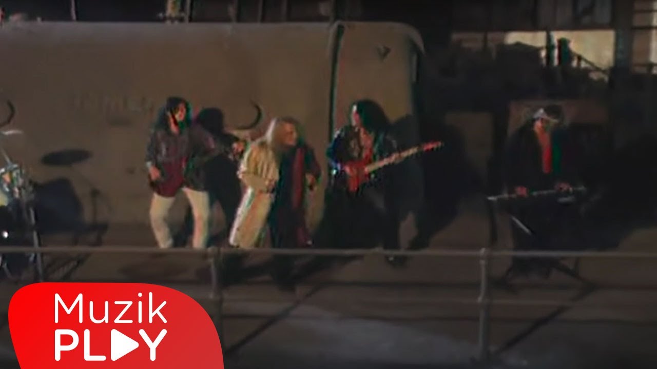 Harun Kolçak - Dualarım Yoluna (Official Video)