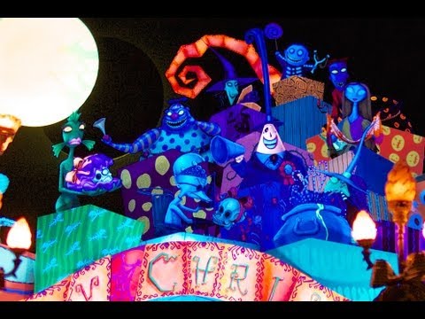 Haunted Mansion Holiday 2013 (Full Ride & Queue HD POV) - Disneyland Resort California