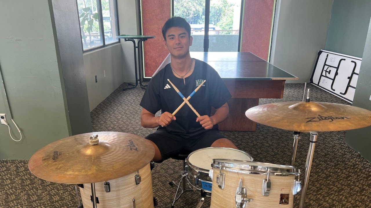 Hawaii baseball's Itsuki Takemoto finds a rhythm on and off of the field