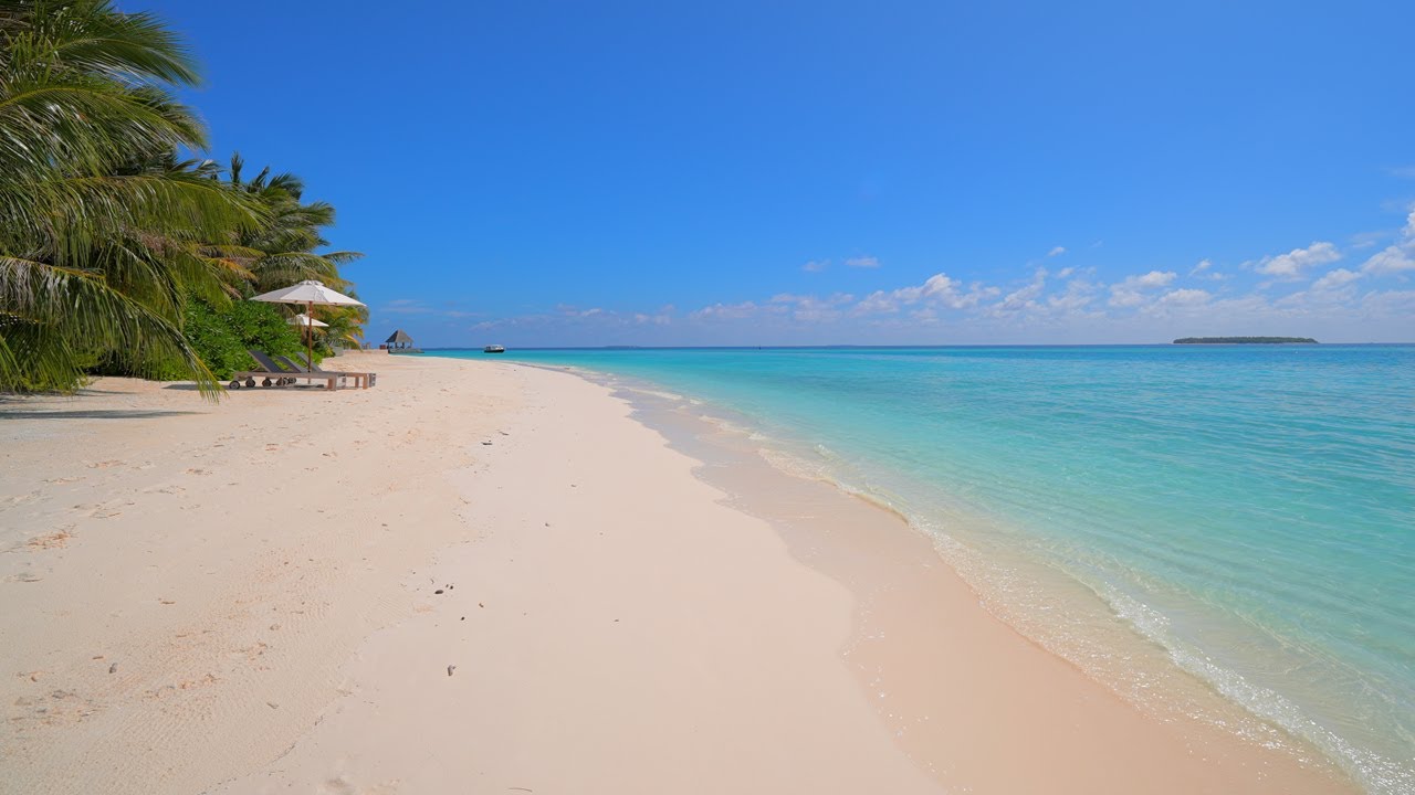 Heaven on Earth: Maldives & Ocean Waves 4K 60FPS Dolby Vision