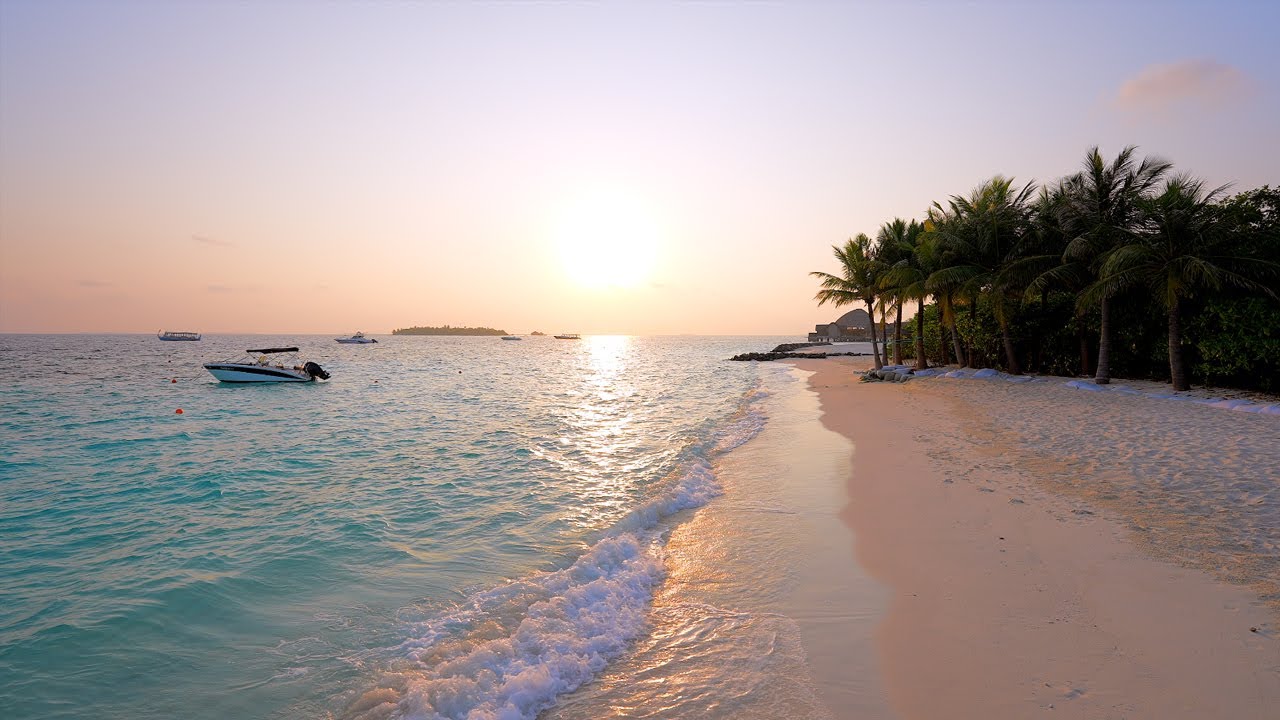 Heaven on Earth: Maldives & Ocean Waves 4K 60FPS Dolby Vision
