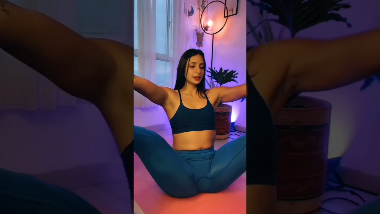 Helena Costelo Fazendo Yoga 💋❤️💞🔥