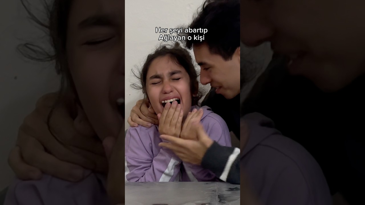 Her Şeye Ağlayan O Kişi