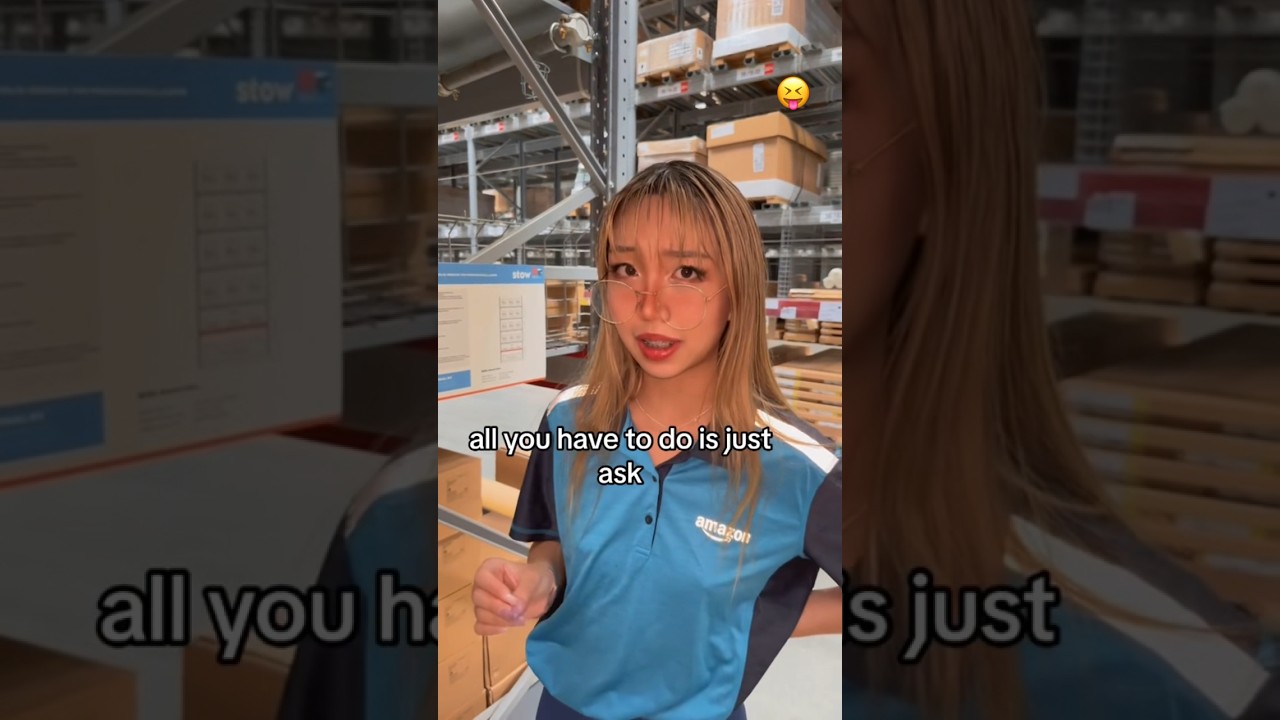 Hi there 💙 #shortsfeed #funny #amazon #comedyvideos #usa #asian