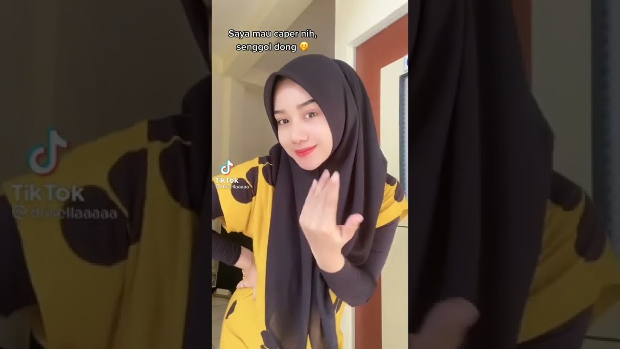 hijab berdaster goyang hot spesial drisellaaa