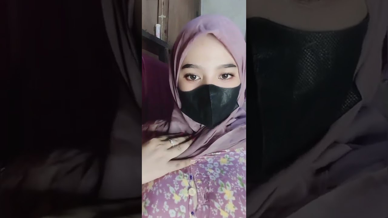 Hijab bunda live pamer boba gede