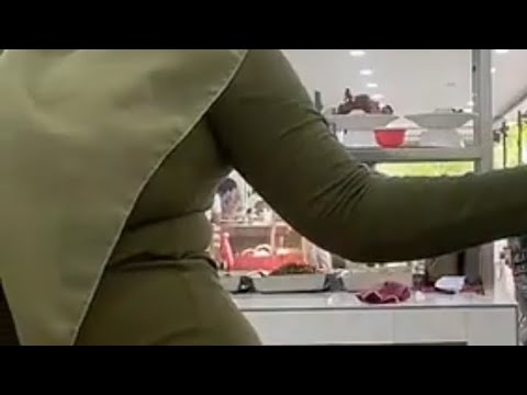 hijab gemoy lagi masak