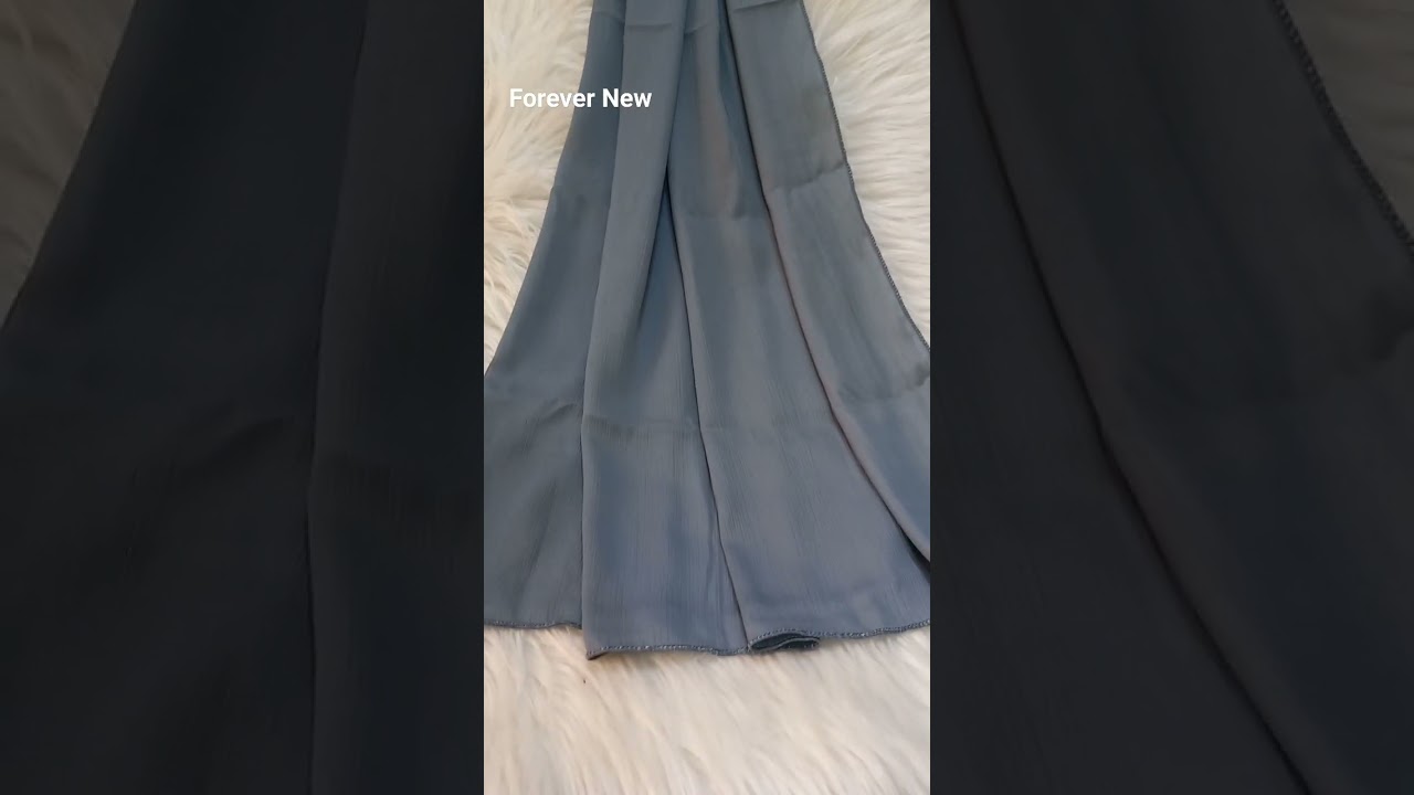 #Hijab☘️Materials- Muna silk🌷☘️Lenght- 176 cm🌷☘️width- 74 cm🌷 #ytshorts #shorts