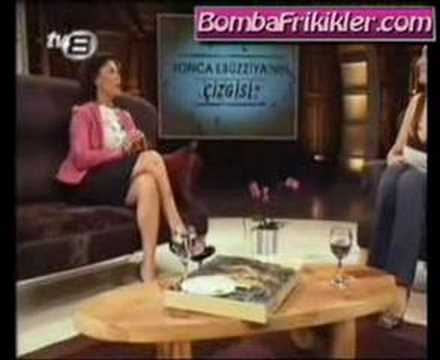 hülya avşar - italyan oturuşu süper bacakları