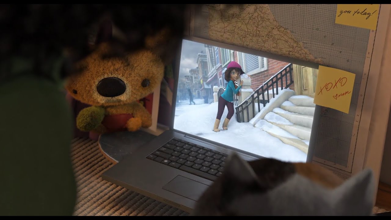 Home (2015) - Tip and her cat