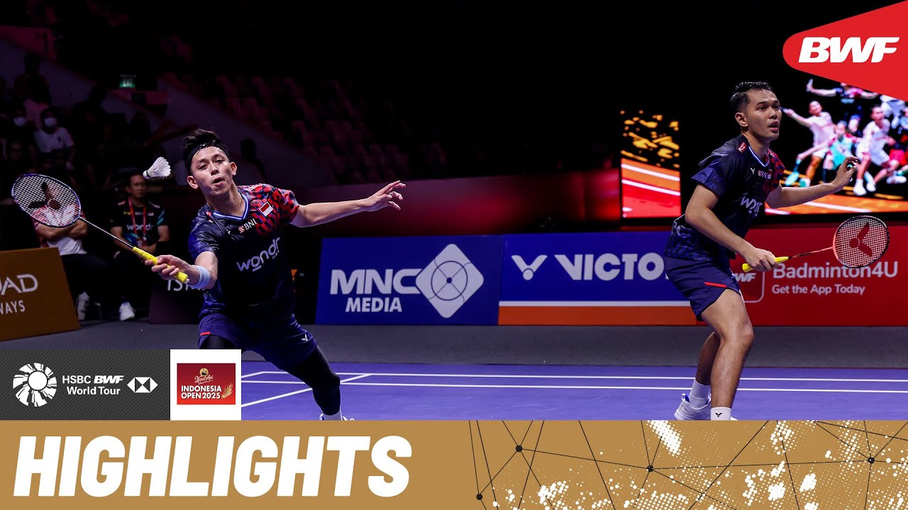Home favourites Alfian/Ardianto put on a show against Huang/Liu