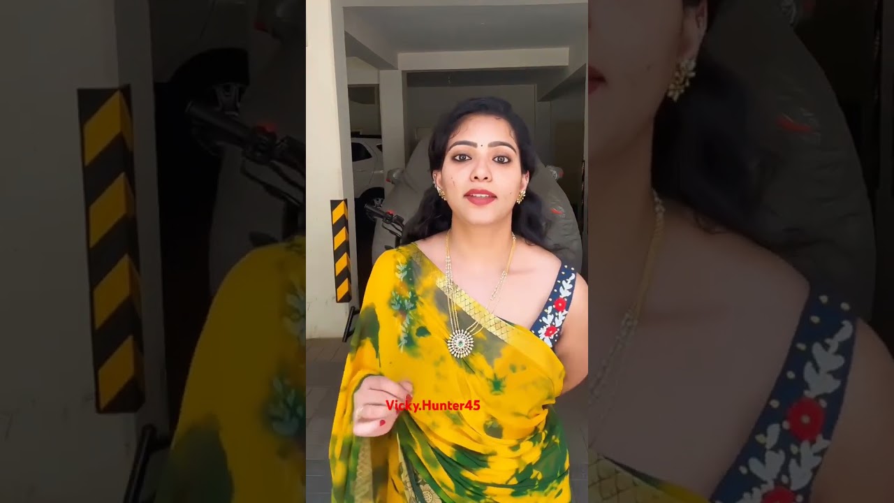 Homely Look 😘😍🥰🔥📸 #shorts #trending #saree #sarees #navel ##navelbeauty