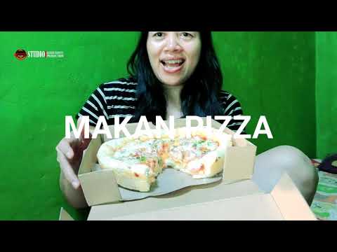 HORE PAGI-PAGI ADA PIZZA NYASAR KERUMAH AKU MAKAN AJA TERIMA KASIH PAKET PIZZANYA GAES